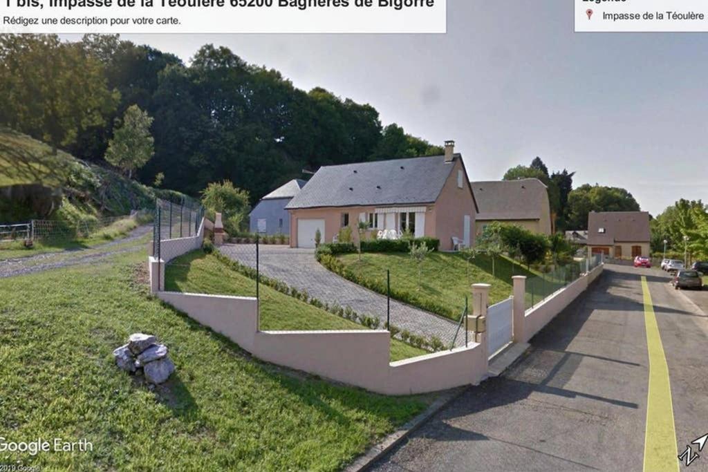 Petite Maison Aux Abords De Bagneres De Bigorre Buitenkant foto